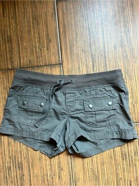 Old Navy Olive Drawstring Cargo Pocket Athletic Shorts